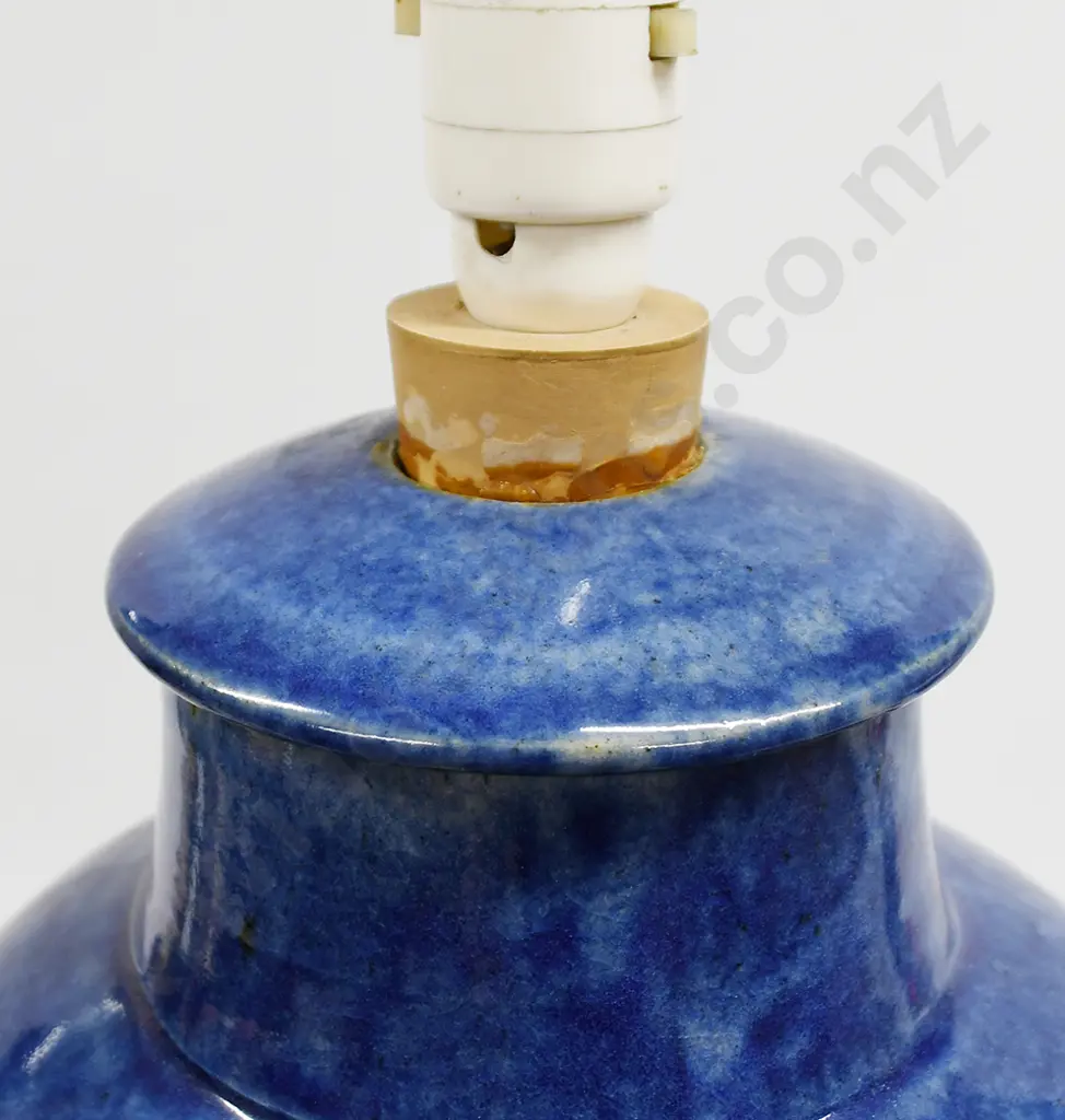 PAUL FISHER TABLE LAMP Image 1++