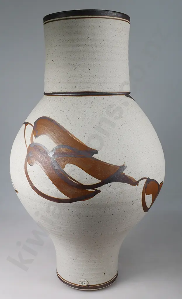 JOHN CRAWFORD VERY LARGE POTTERY VASE Image 1++