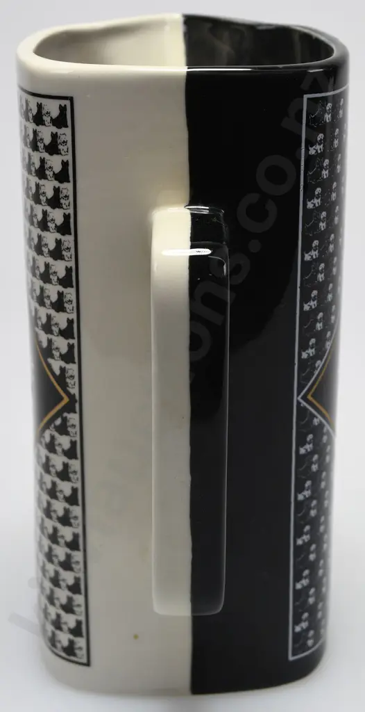BLACK & WHITE WHISKY WATER JUG Image 1++