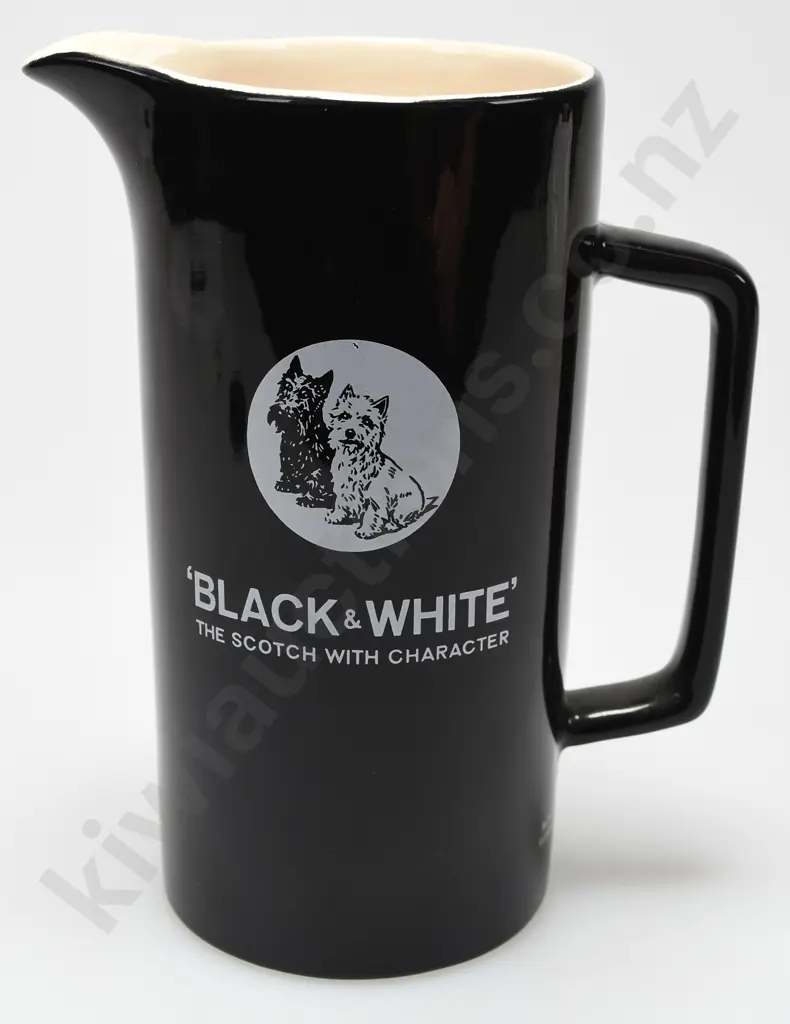 BLACK & WHITE WHISKY WATER JUGS Image 1++