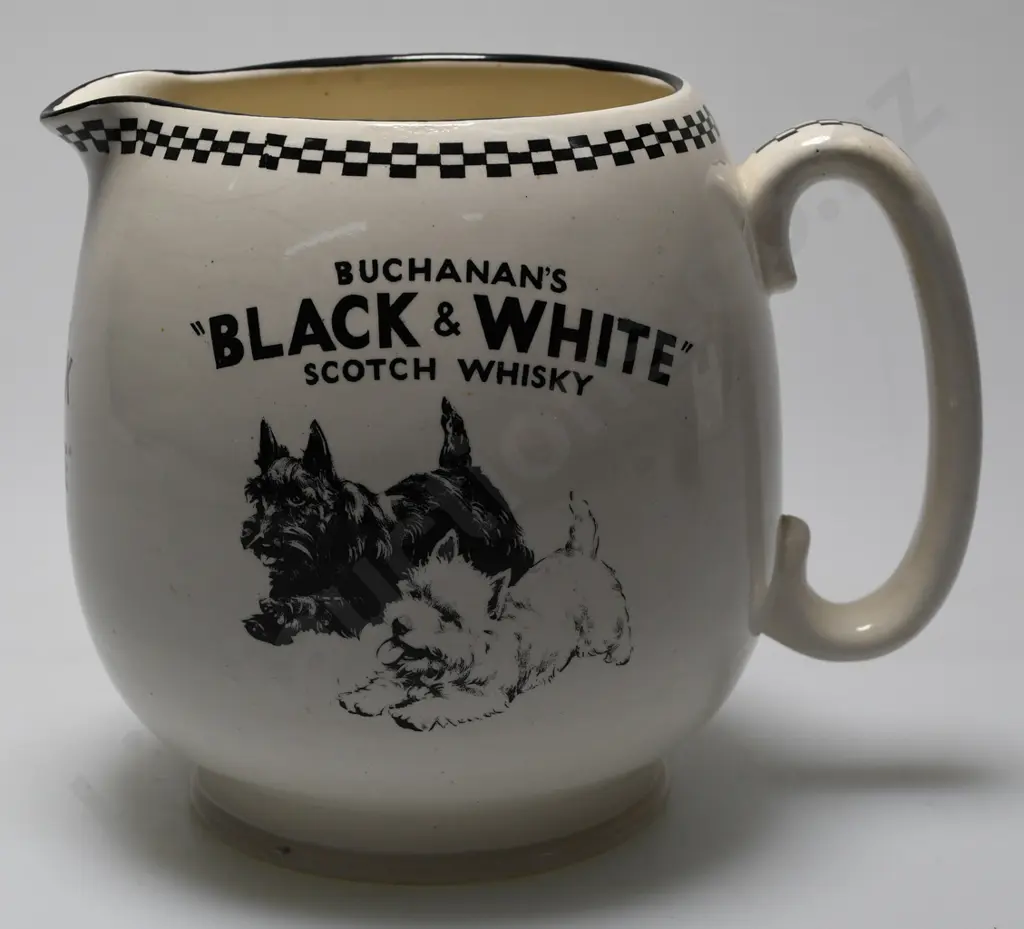 BUCHANAN'S BLACK & WHITE WHISKY WATER JUG Image 1++