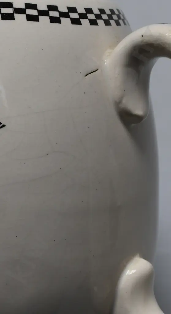 BUCHANAN'S BLACK & WHITE WHISKY WATER JUG Image 1++