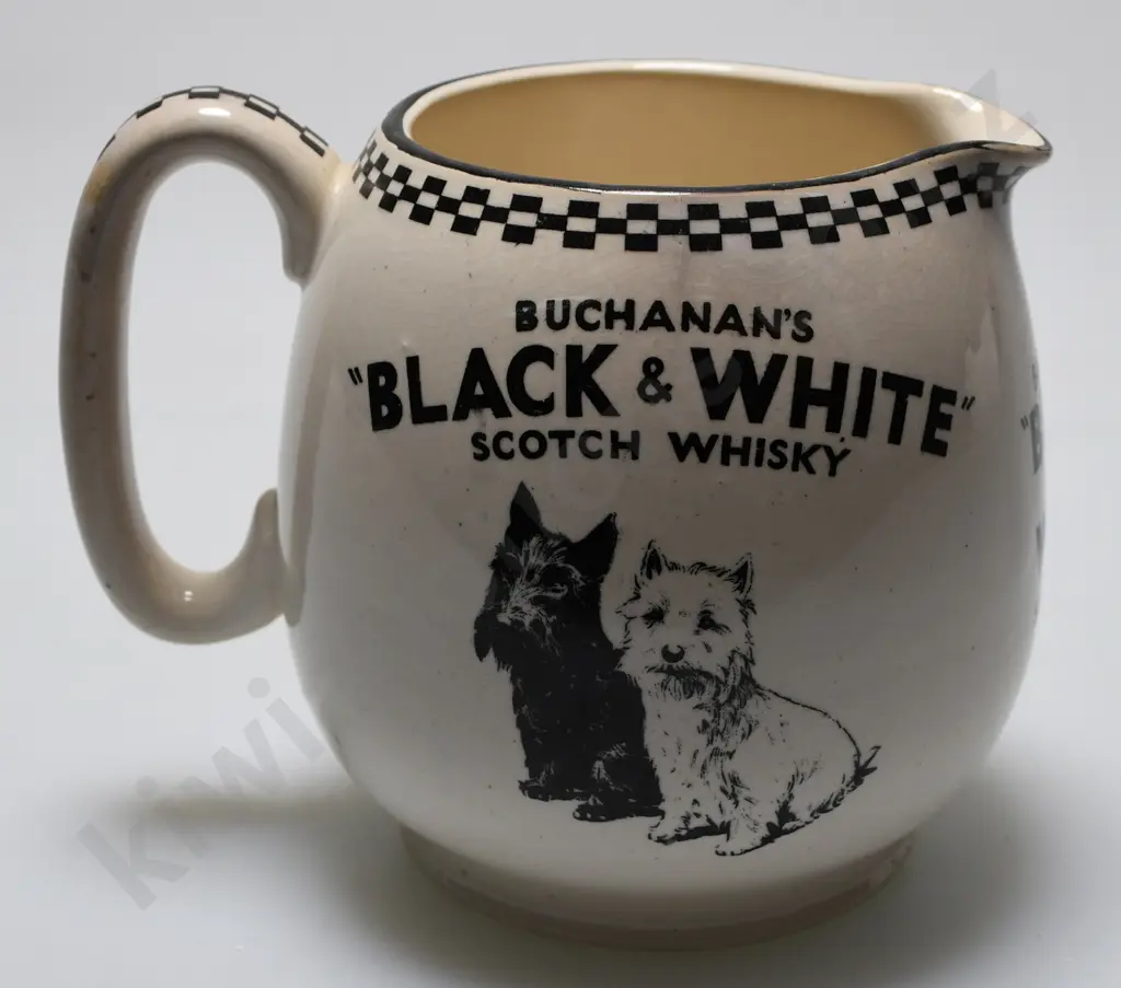 BUCHANAN'S BLACK & WHITE WHISKY WATER JUG Image 1++
