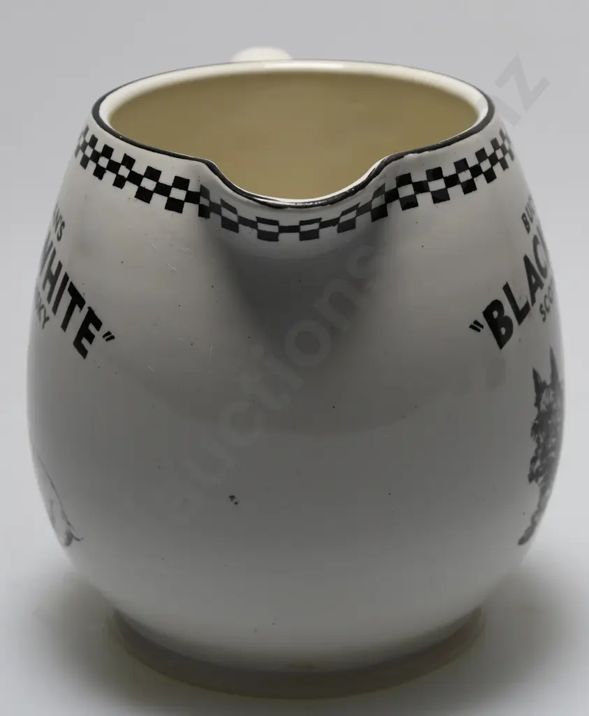 BUCHANAN'S BLACK & WHITE WHISKY WATER JUG Image 1++