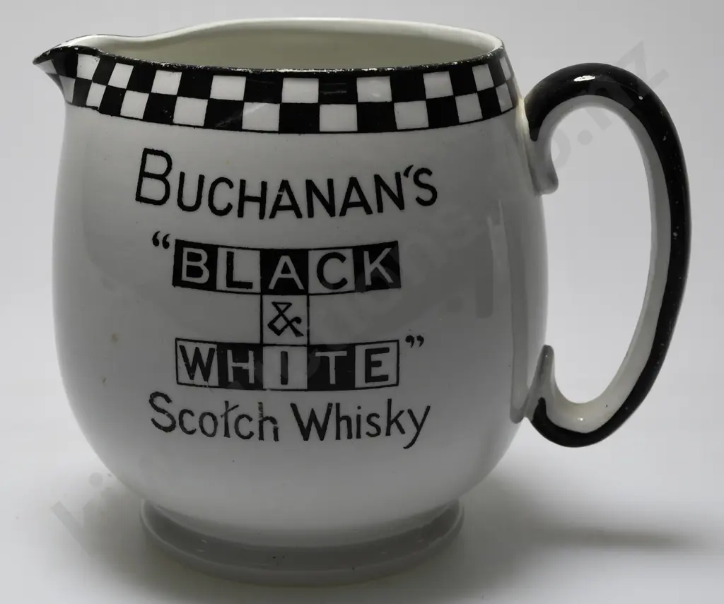 BUCHANAN'S BLACK & WHITE WHISKY WATER JUG Image 1++