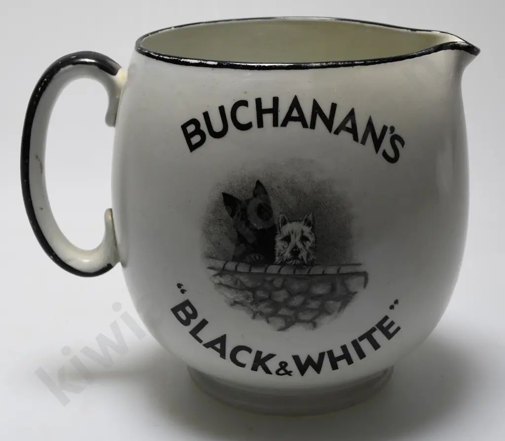 BUCHANAN'S BLACK & WHITE WHISKY WATER JUG Image 1++