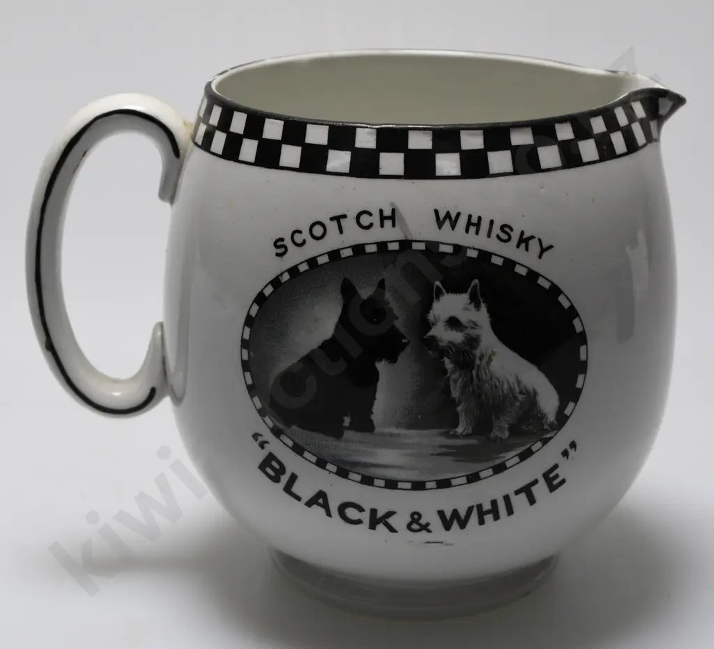 BLACK & WHITE WHISKY WATER JUG Image 1++