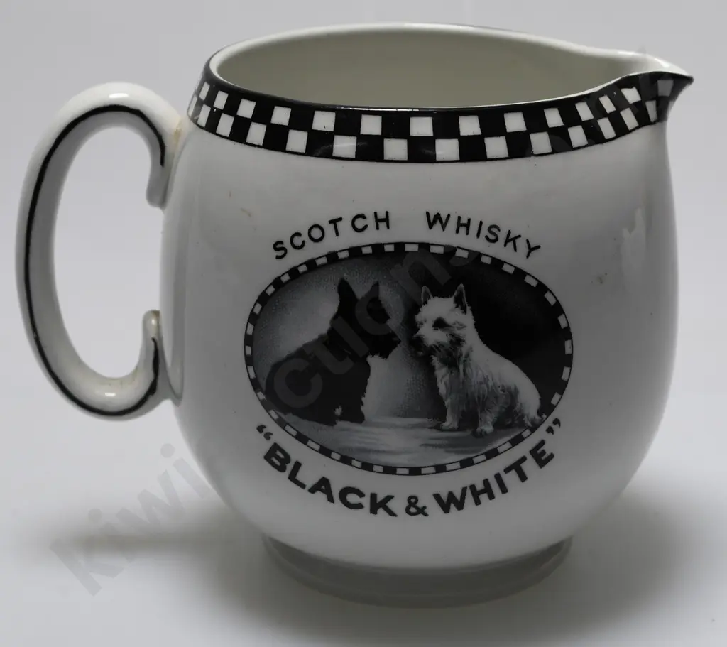 BLACK & WHITE WHISKY WATER JUG Image 1++