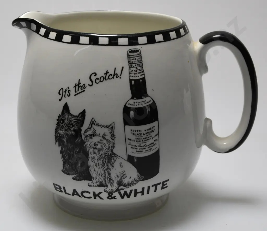 BLACK & WHITE WHISKY WATER JUG Image 1++