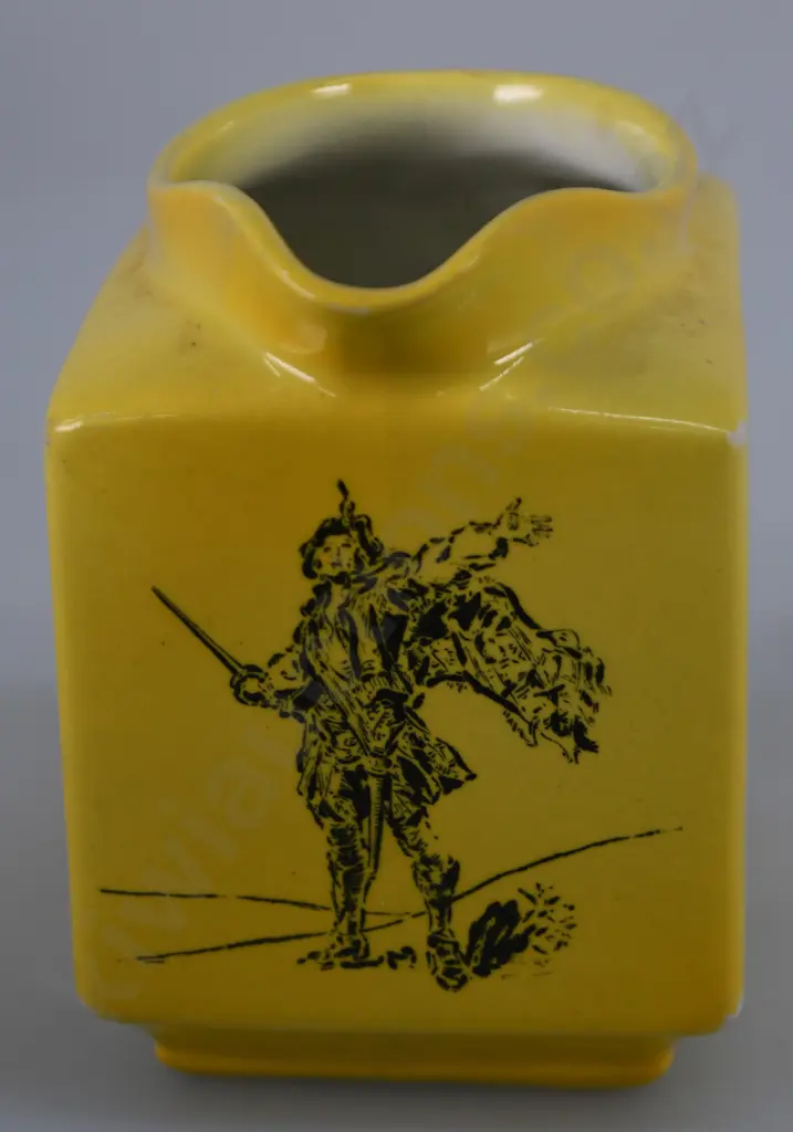 BULLOCH LADE ADVERTISING WHISKY WATER JUG Image 1++