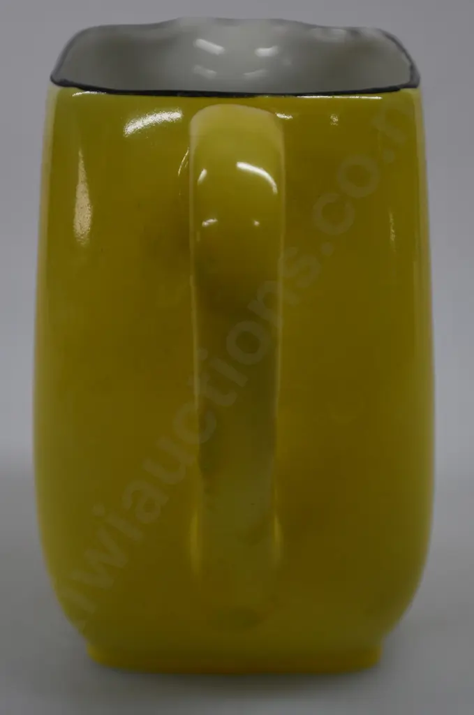 CRAWFORD’S OLD SCOTCH WHISKY WATER JUG Image 1++