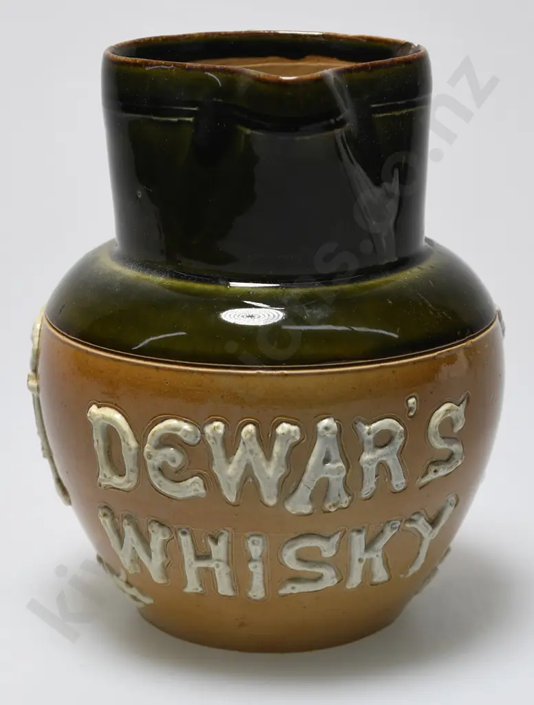 DEWAR'S WHISKY STONEWARE WHISKY WATER JUG Image 1++