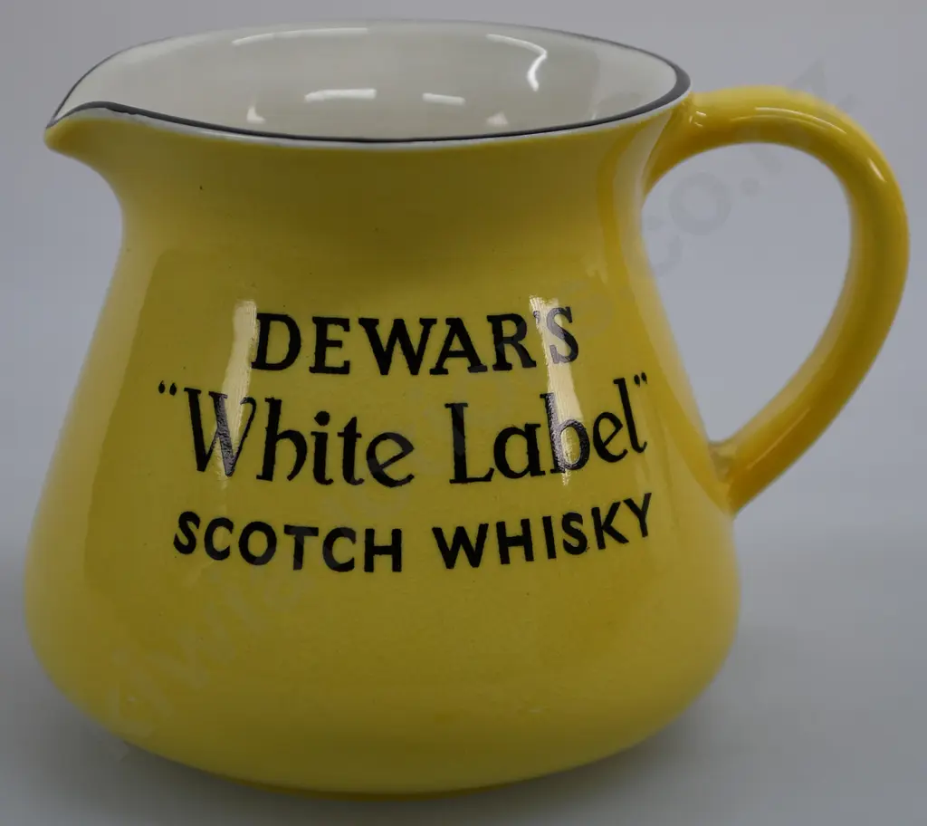 DEWARS WHITE LABEL WHISKY WATER JUG Image 1++