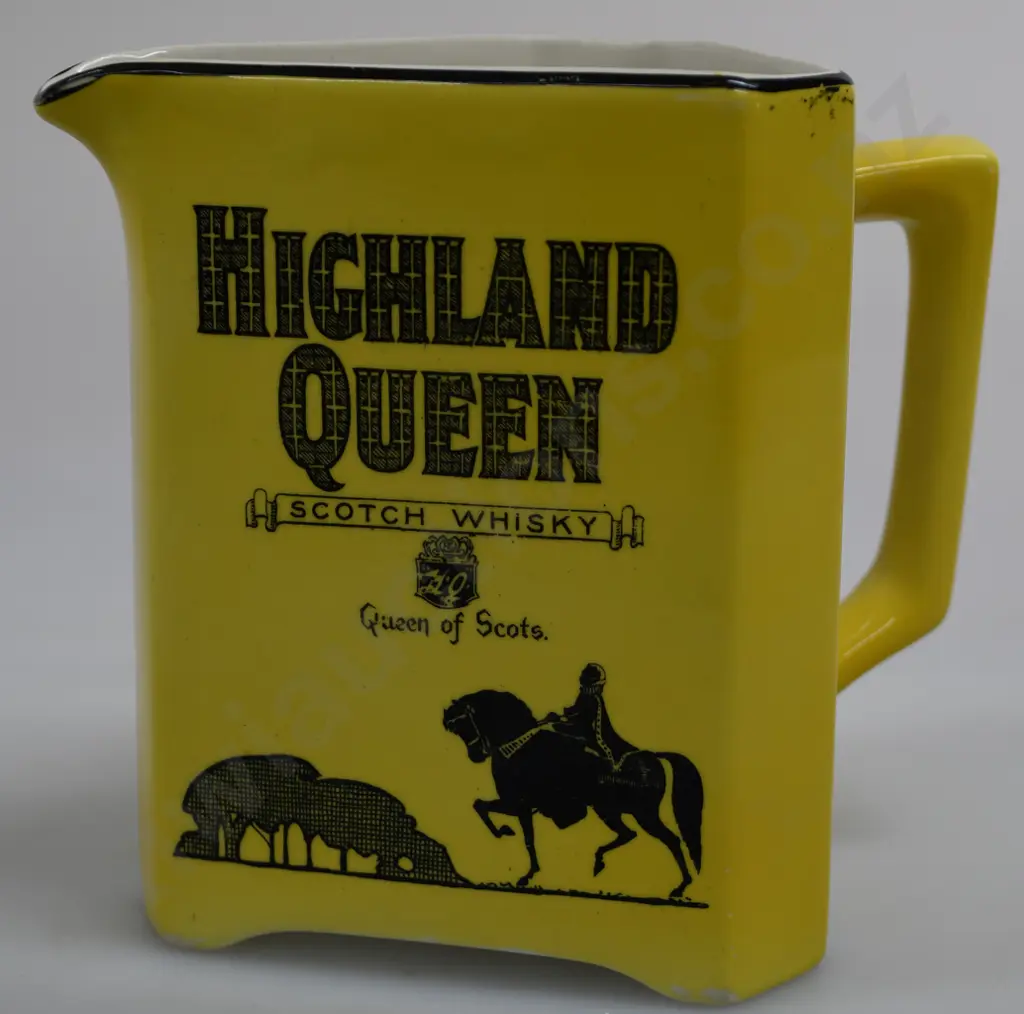 HIGHLAND QUEEN WHISKY WATER JUG Image 1++