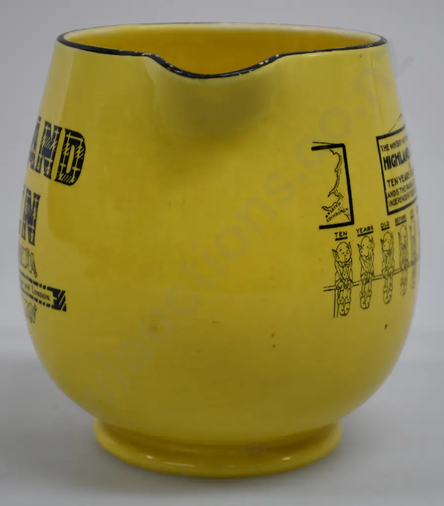 HIGHLAND QUEEN WHISKY WATER JUG Image 1++