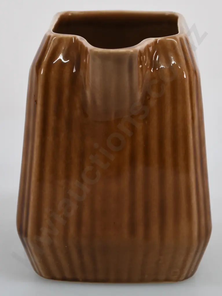 NEAL CARLIN & CO DERRY WATER JUG Image 1++