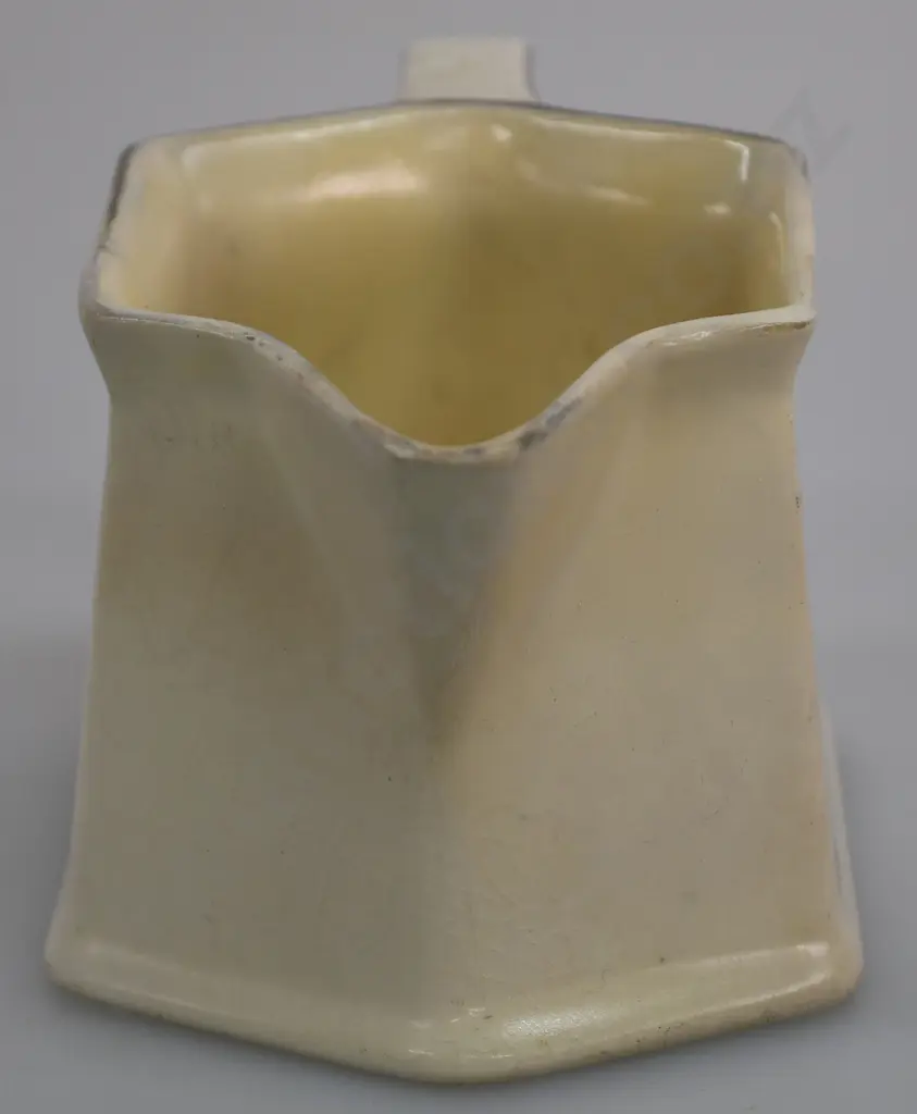 OLD MULL SCOTCH WHISKY WATER JUG Image 1++