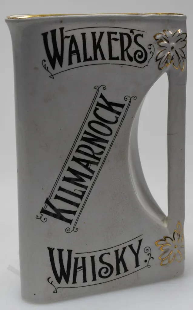 WALKER'S KILMARNOCK WHISKY WATER JUG Image 1++