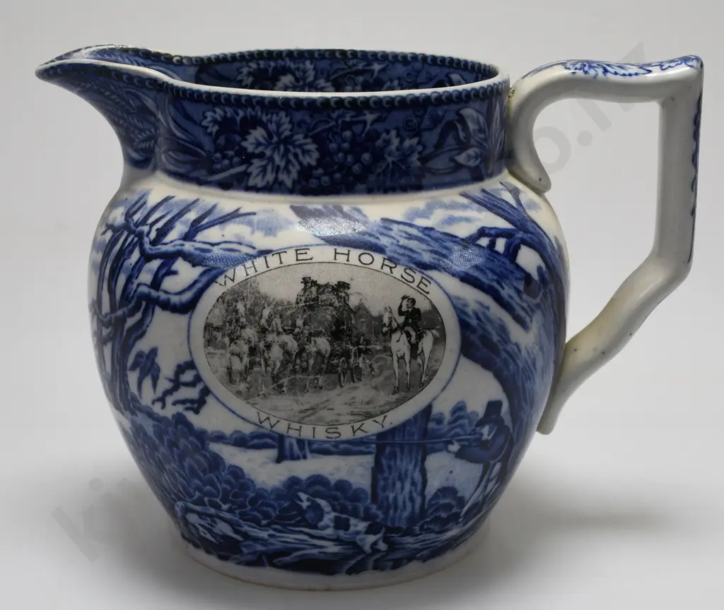 WHITE HORSE WHISKY WATER JUG Image 1++