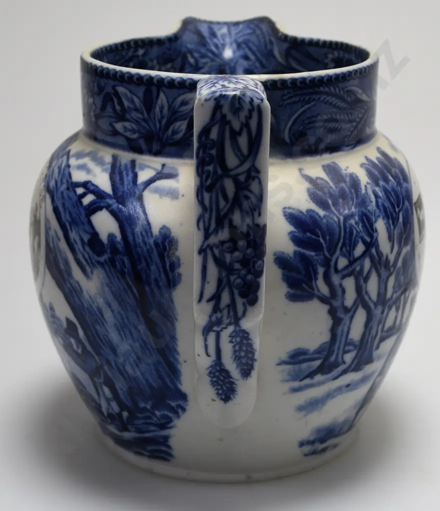WHITE HORSE WHISKY WATER JUG Image 1++