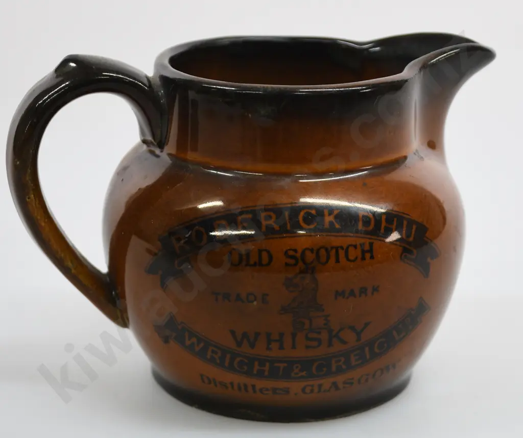 WRIGHT & GREIG OLD SCOTCH WHISKY JUG Image 1++