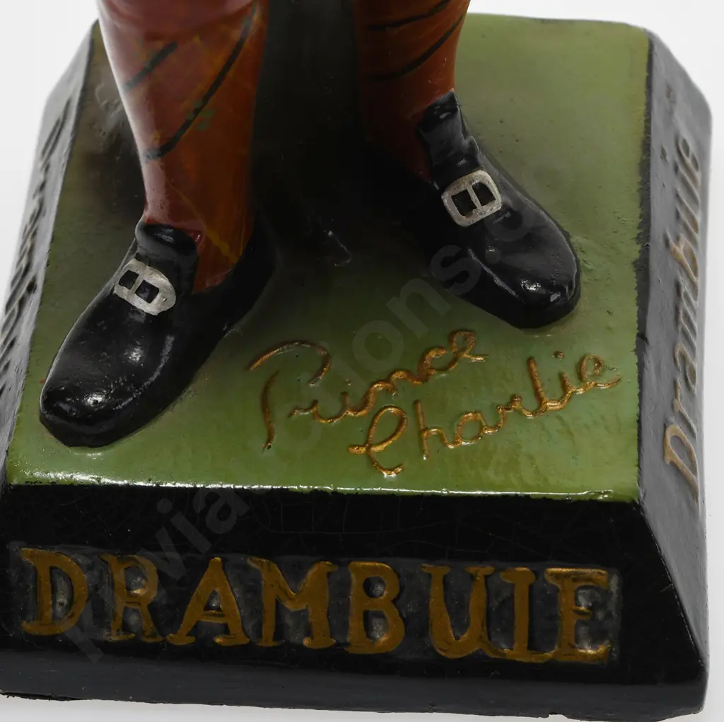 DRAMBUIE LIQUEUR ADVERTISING FIGURE Image 1++