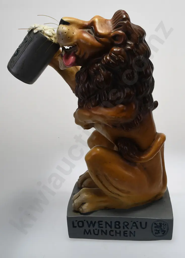 LOWENBRAU BEER ADVERTISING STATUE Image 1++