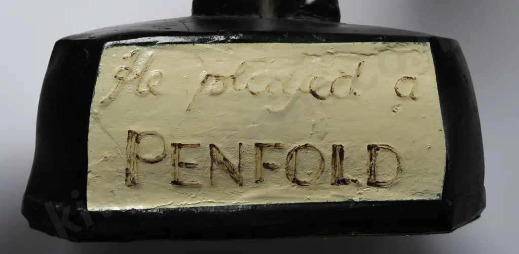 PENFOLD GOLFER ADVERTISING FIGURE Image 1++