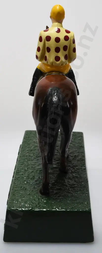 ST LEGER SCOTCH HORSE AND JOCKEY FIGURE Image 1++