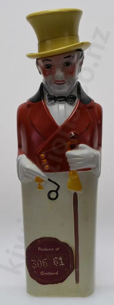 JOHNNIE WALKER GLASS DECANTER Image 1++