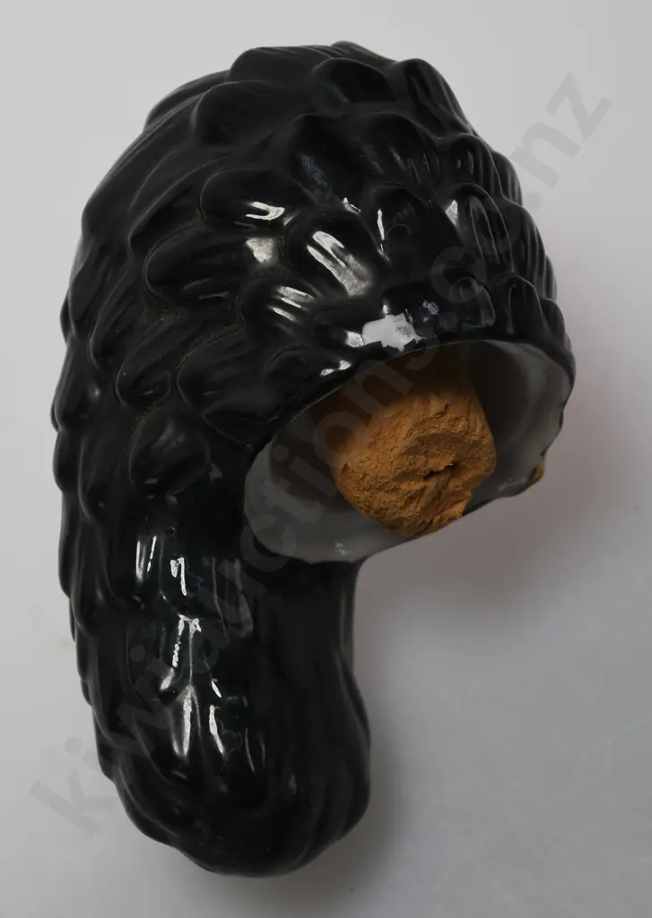 WHITE HEATHER ADVERTISING DECANTER FIGURE Image 1++