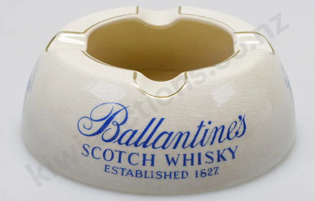 BALLANTINE'S SCOTCH WHISKY ASHTRAY Image 1++