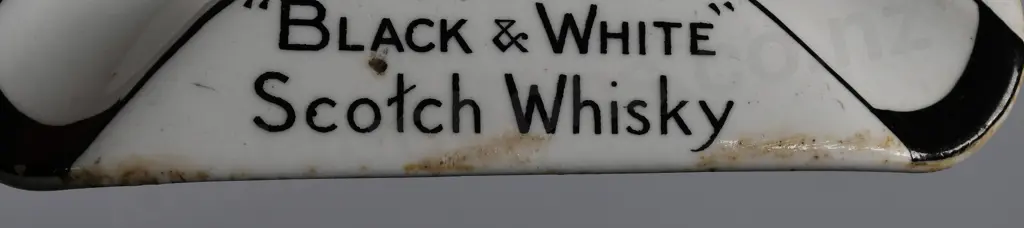 NZ EXHIBITION BLACK & WHITE WHISKY ASHTRAY & BLACK & WHITE  ASHTRAY Image 1++