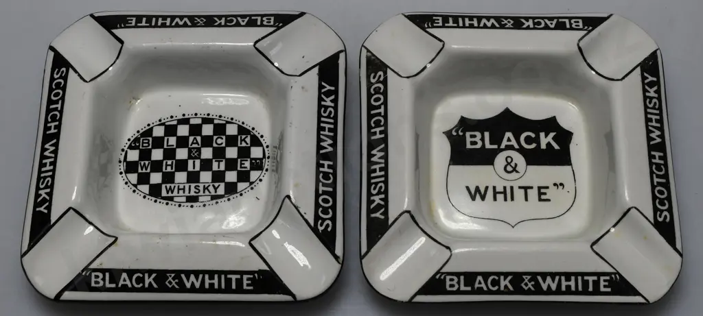 BLACK & WHITE WHISKY ASHTRAYS Image 1++