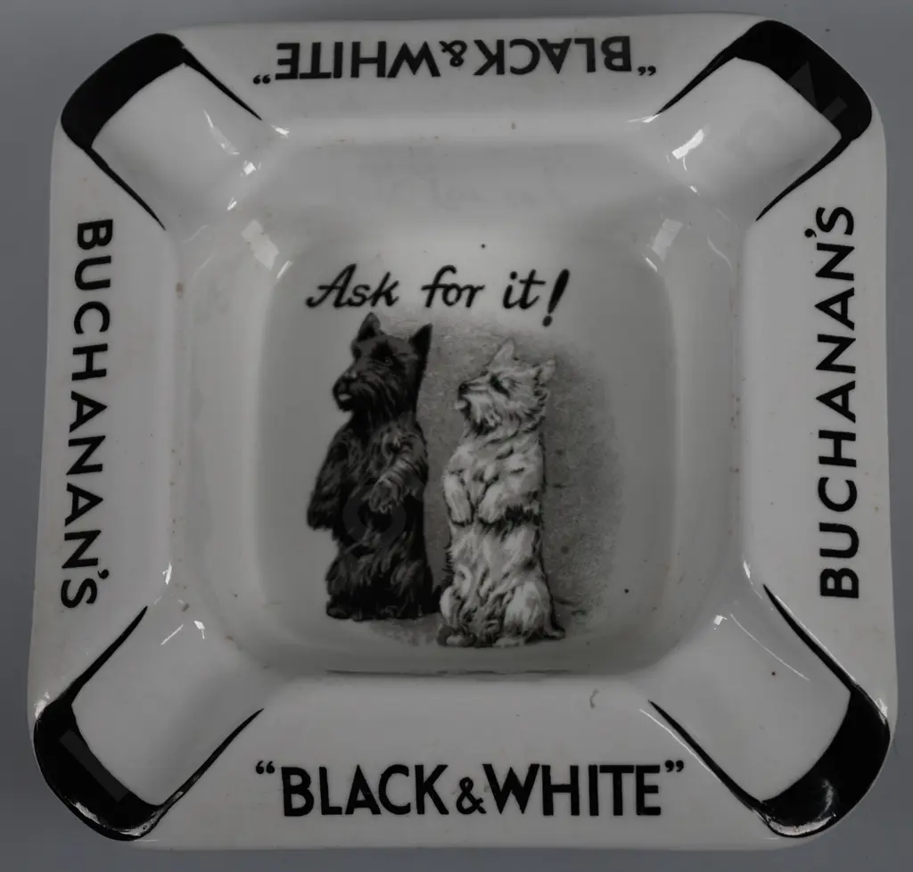 BLACK & WHITE WHISKY ASHTRAYS Image 1++