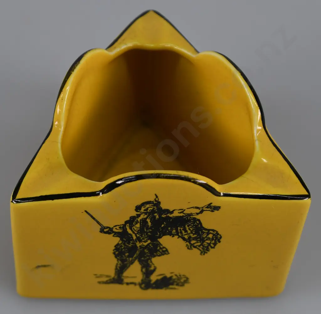 BULLOCH LADE SCOTCH WHISKY ASHTRAY Image 1++