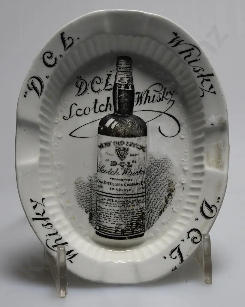 DCL WHISKY ASHTRAY Image 1++