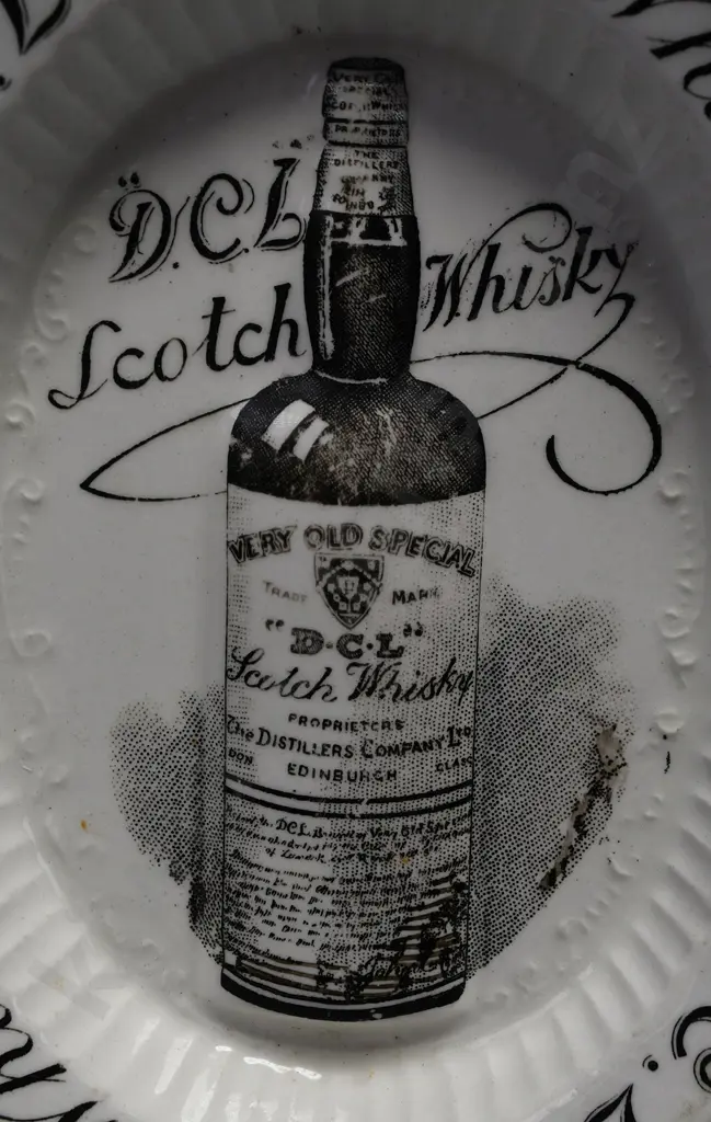 DCL WHISKY ASHTRAY Image 1++