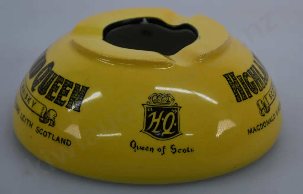 HIGHLAND QUEEN SCOTCH WHISKY ASHTRAY Image 1++