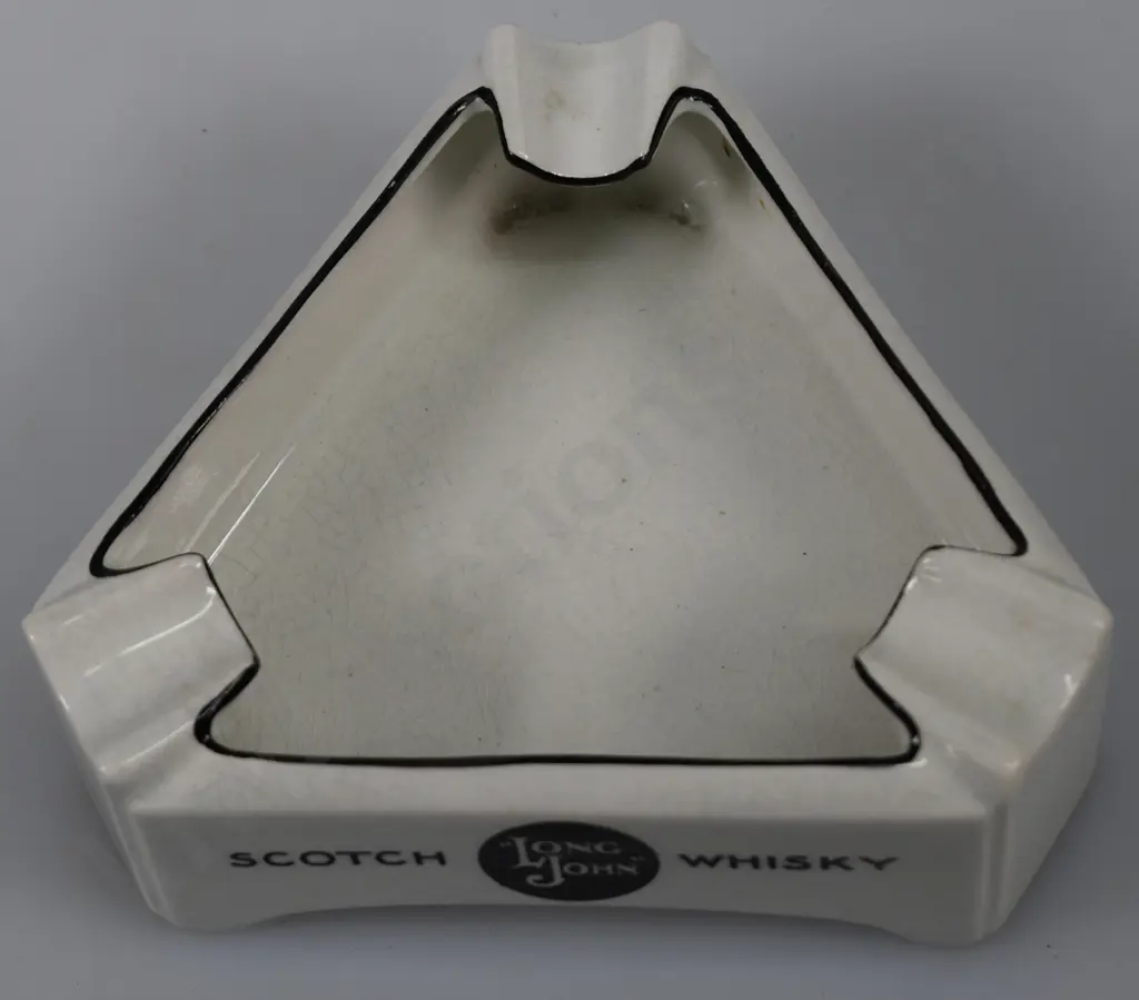 LONG JOHN SCOTCH WHISKY ASHTRAY Image 1++