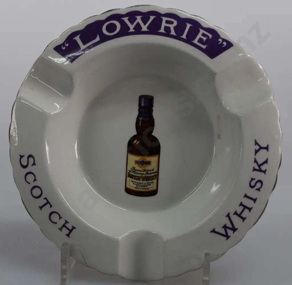 LOWRIE SCOTCH WHISKY ASHTRAY Image 1++