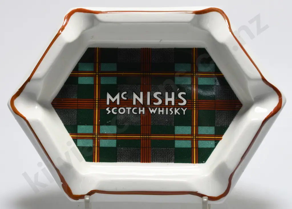 MCNISH'S SCOTCH WHISKY ASHTRAY Image 1++