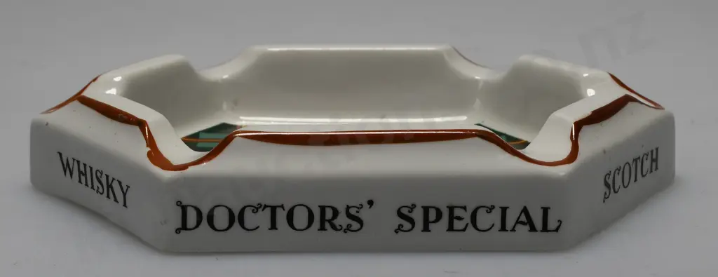 MCNISH'S SCOTCH WHISKY ASHTRAY Image 1++