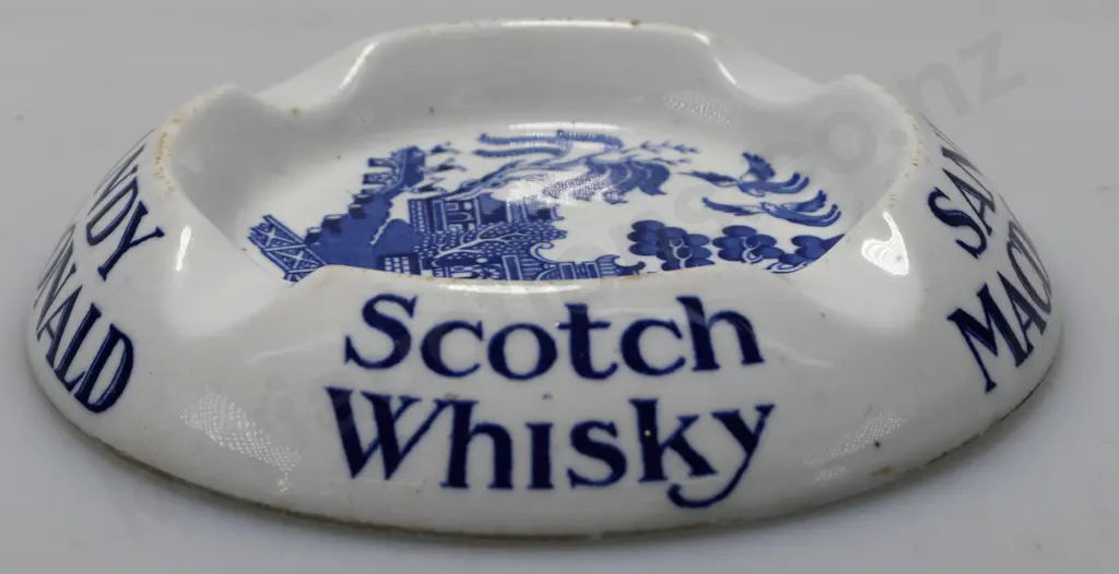 SANDY MACDOONALD SCOTCH WHISKY ASHTRAY Image 1++
