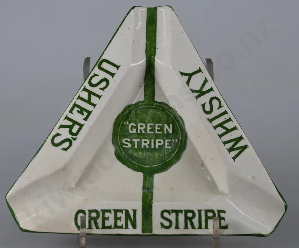 USHER'S GREEN STRIPE SCOTCH WHISKY ASHTRAY Image 1++
