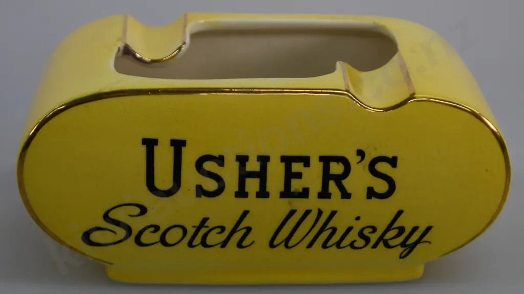 USHER'S WHISKY ASHTRAY Image 1++