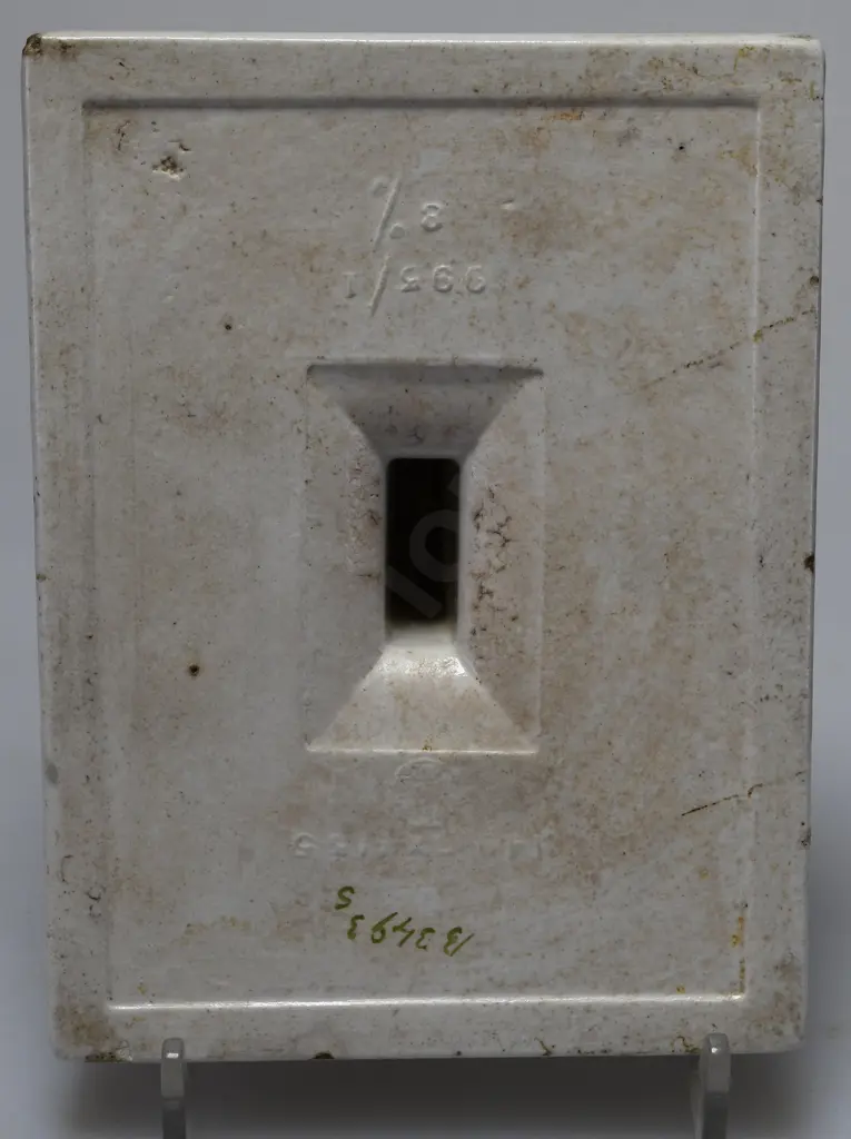 WHITE HORSE WHISKY ADVERTISING ITEMS Image 1++