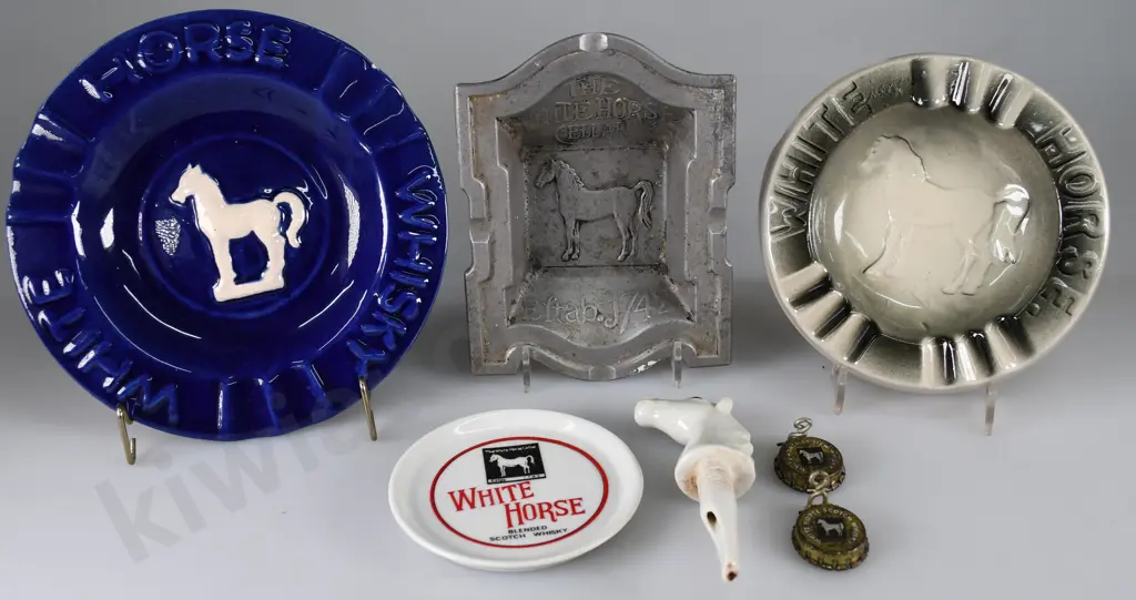 WHITE HORSE WHISKY ADVERTISING ITEMS Image 1++