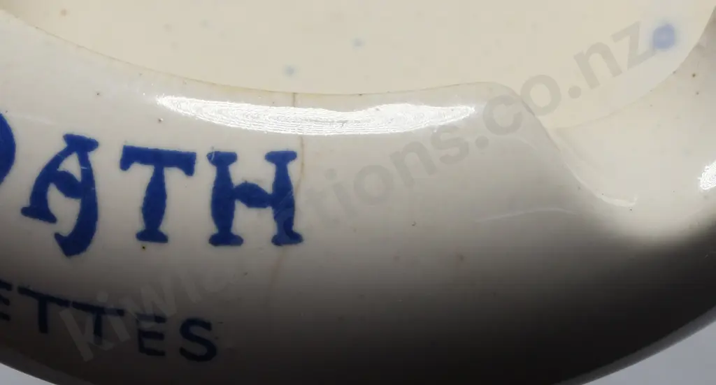 ARDATH / BRITISH AMERICAN / CRAVEN A CIGARETTE ADVERTISING ASHTRAYS Image 1++