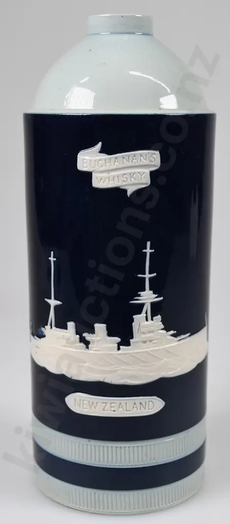 BUCHANAN'S WHISKY DECANTER NEW ZEALAND Image 1++